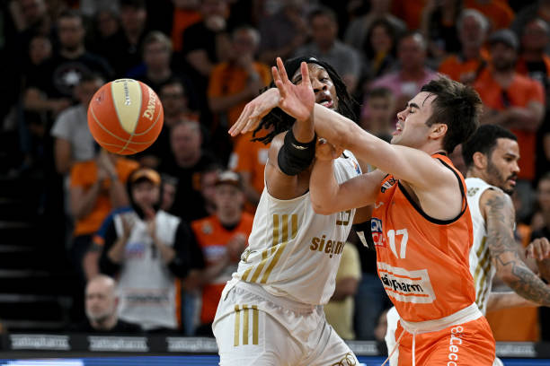 另一方面 另一方面