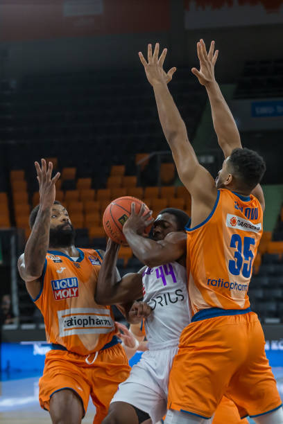 锋线球员的 锋线球员的