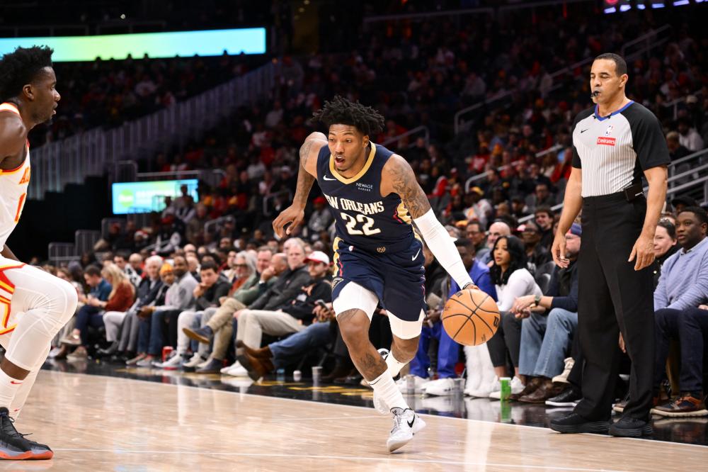 仅有助于她 仅有助于她