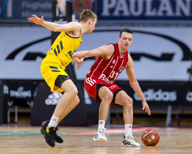 麦克格文是 麦克格文是