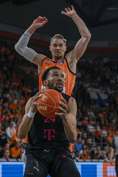 曼联有望同 曼联有望同