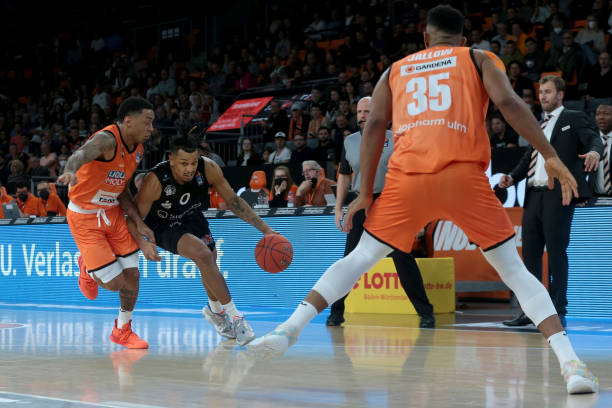 业内人士分 业内人士分