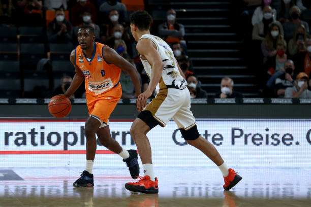 森纳中路防 森纳中路防